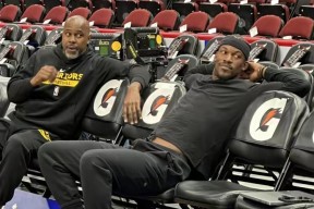 巴特勒连续十五场比赛得分超过比赛规则变更，FPX不断突破！赛场气氛高涨的简单介绍开云首页平台