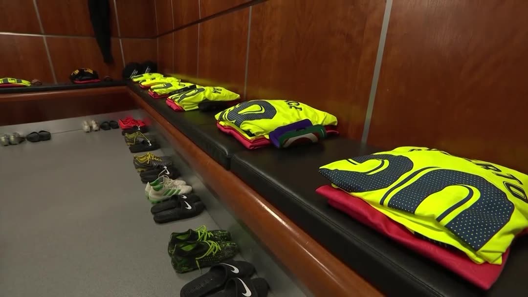 赛后巴塞罗那更衣室发声——欧冠节点到来;更衣室稳定;医务组通报恢复的简单介绍 赛后巴塞罗那更衣室发声——欧冠节点到来;更衣室稳定;医务组通报恢复的简单介绍